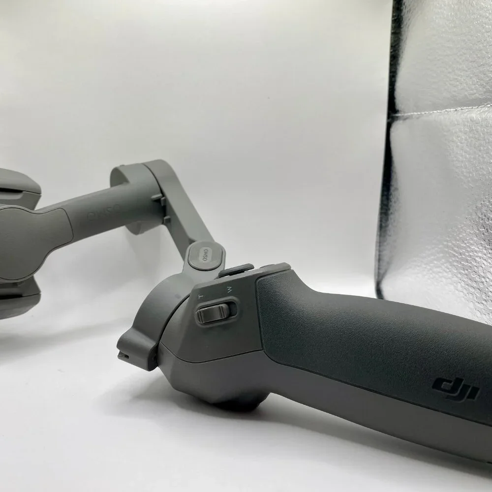 DJI Osmo Mobile 3 Smartphone Gimbal Stabilizer